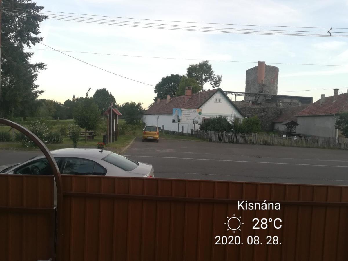 Éden Vendégház Kisnána Exterior foto