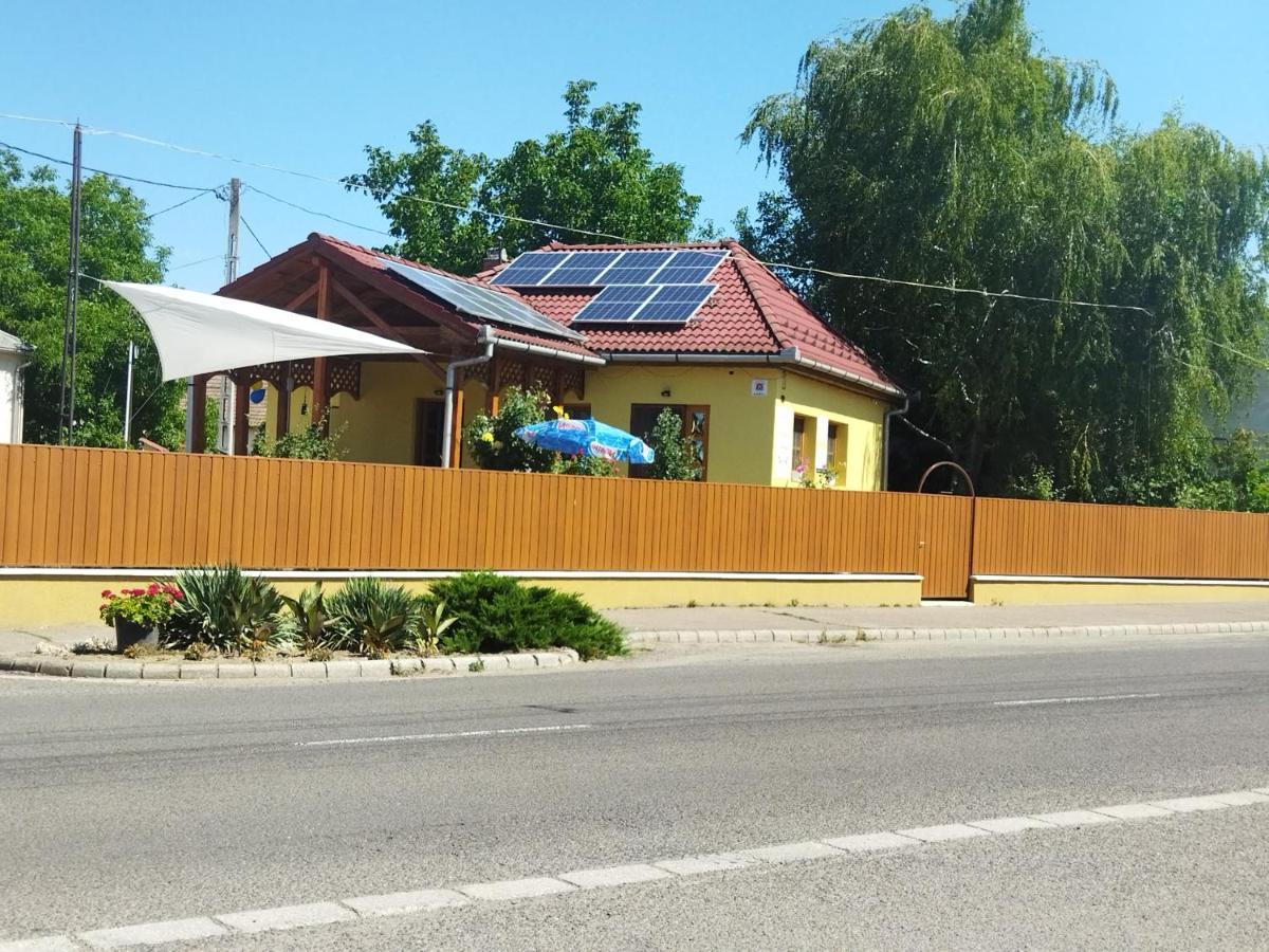 Éden Vendégház Kisnána Exterior foto